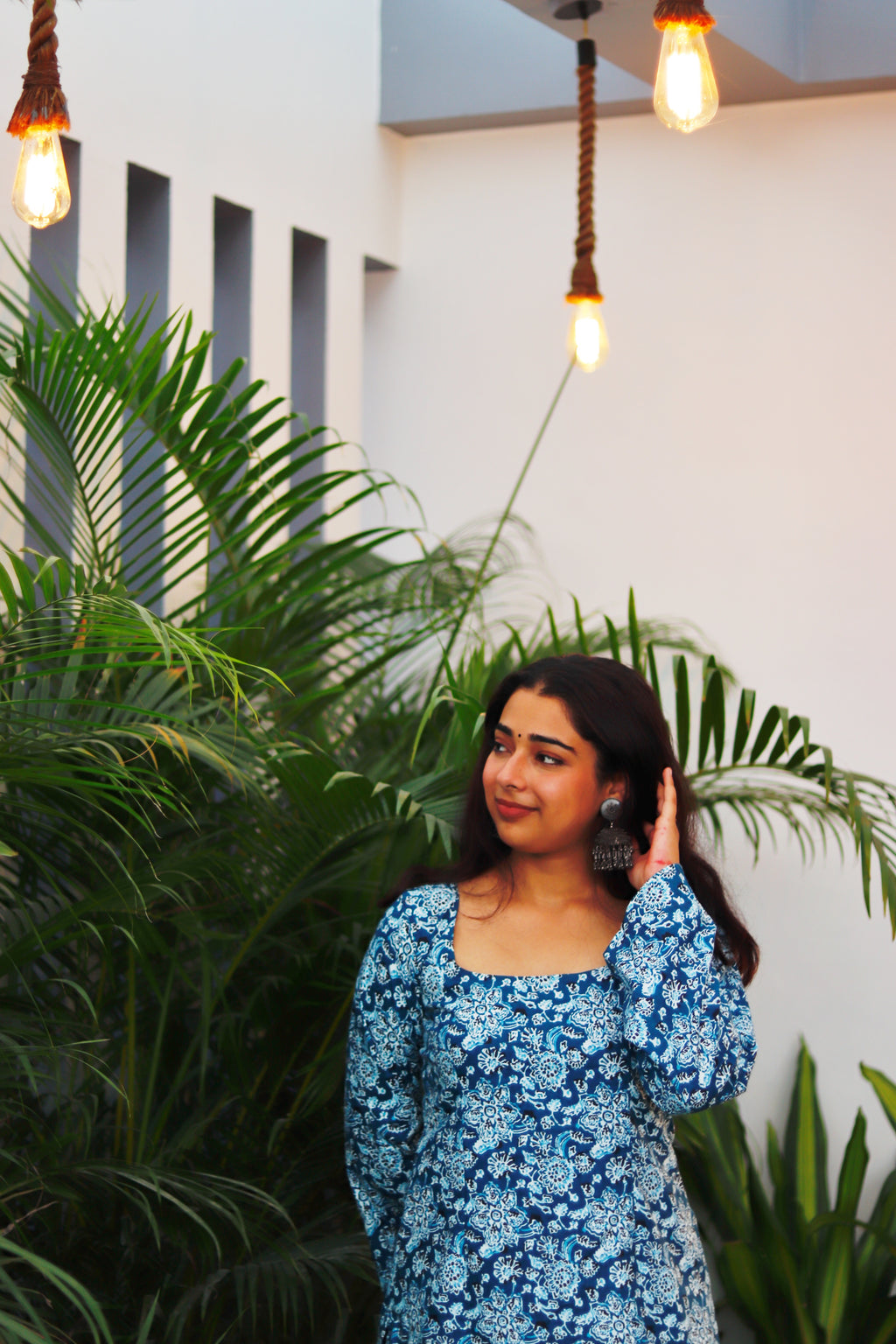 MEHER FULL SLEEVED KURTI