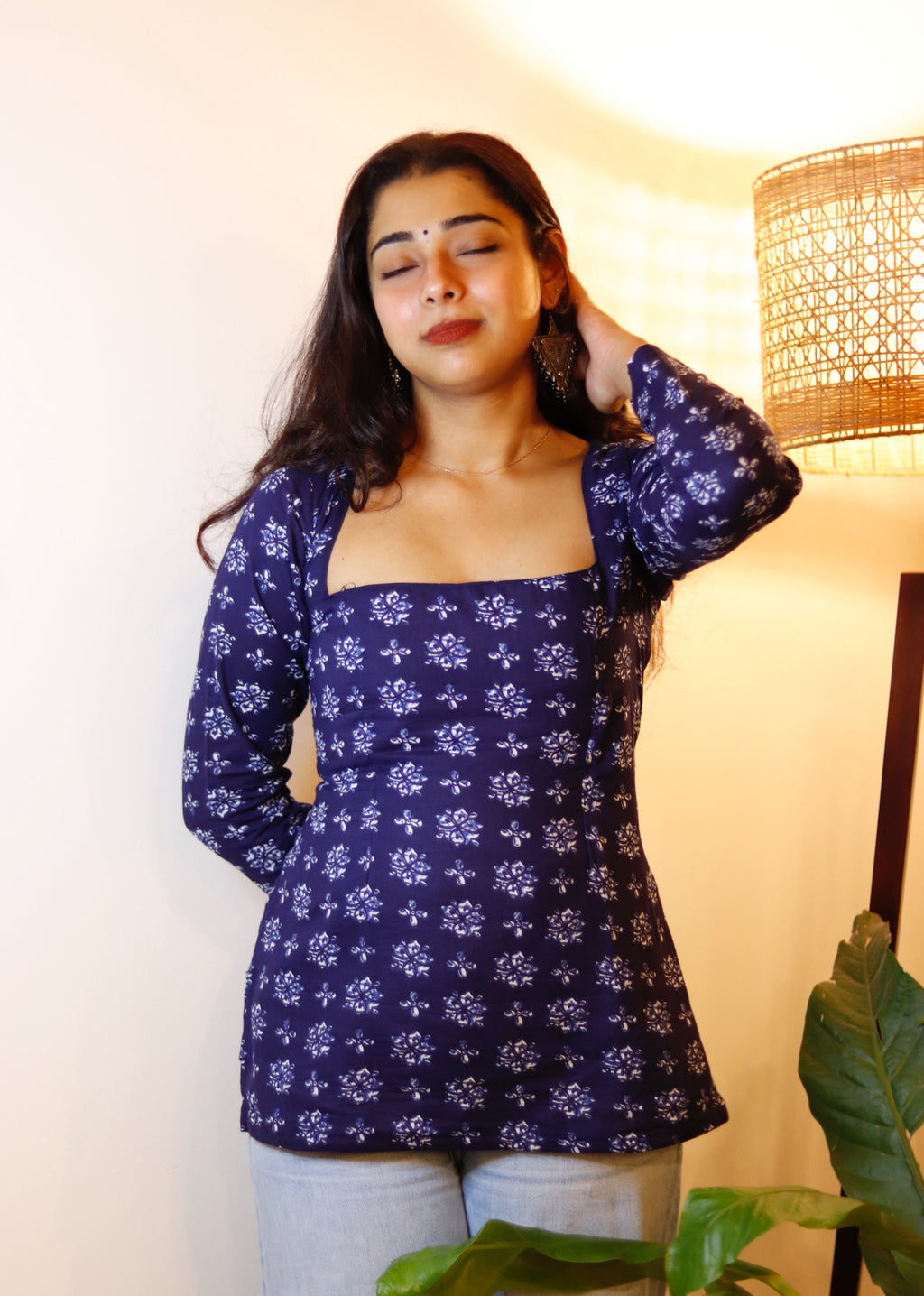 POOH SLEEVED CORSET KURTI